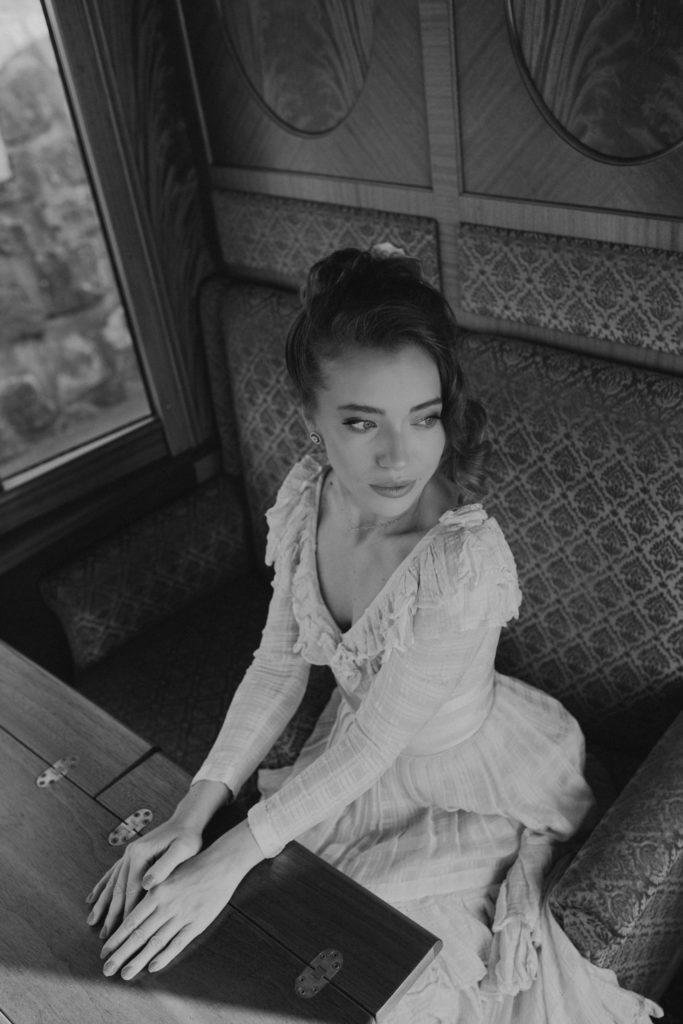 Photoghraphie de Anna Bielientsova: train de la belle époque